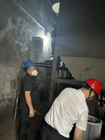 一线党旗红 ▏英国威廉希尔足球官网 - 专业体育赛事直播与资讯平台装备事业部党员突击队两天极限挑战 铸就品牌之光